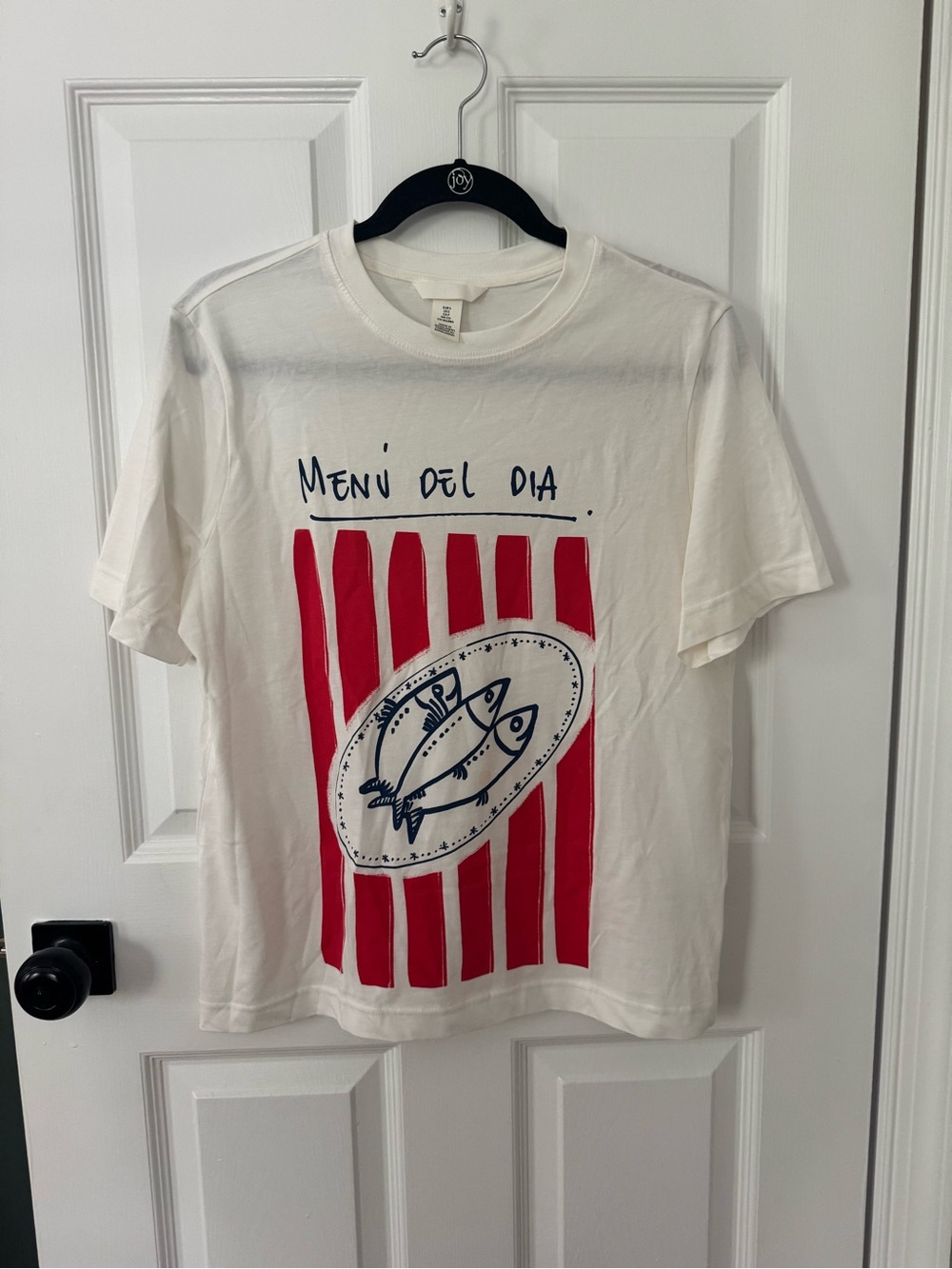 NWOT H&M Graphic Tee Small